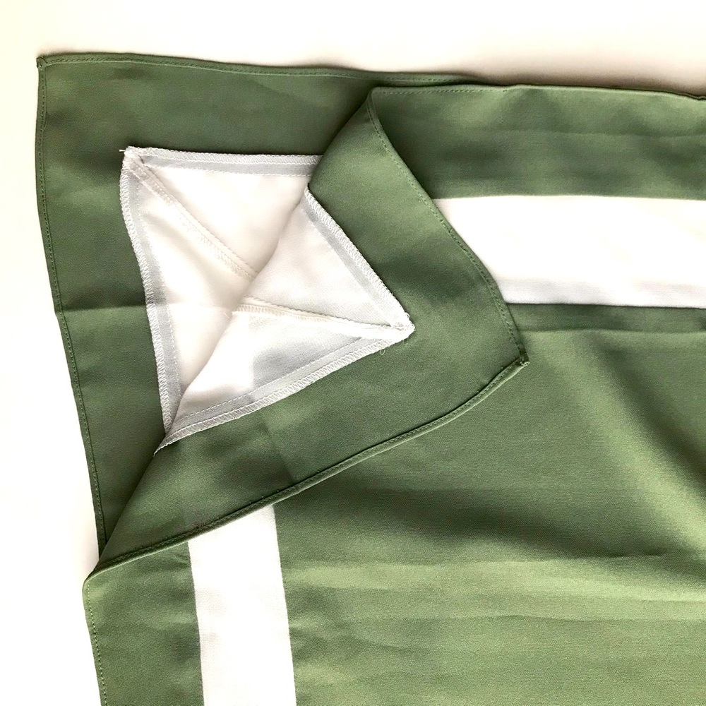 Pullover Blouse In Green - image 3